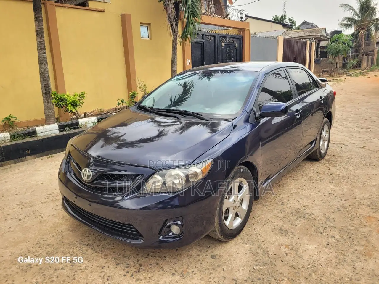 Toyota Corolla 2012 Blue