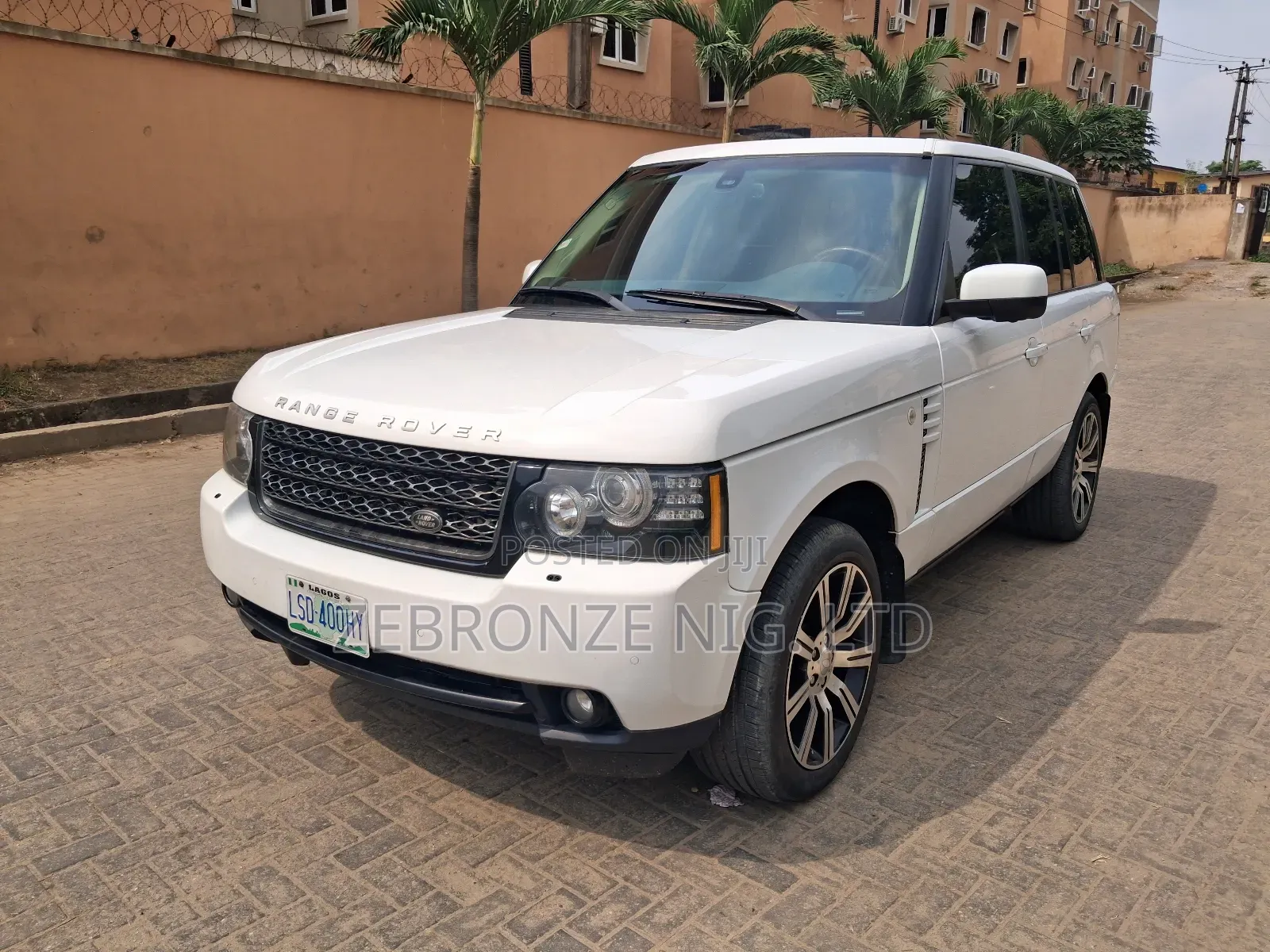 Land Rover Range Rover HSE 2012 White