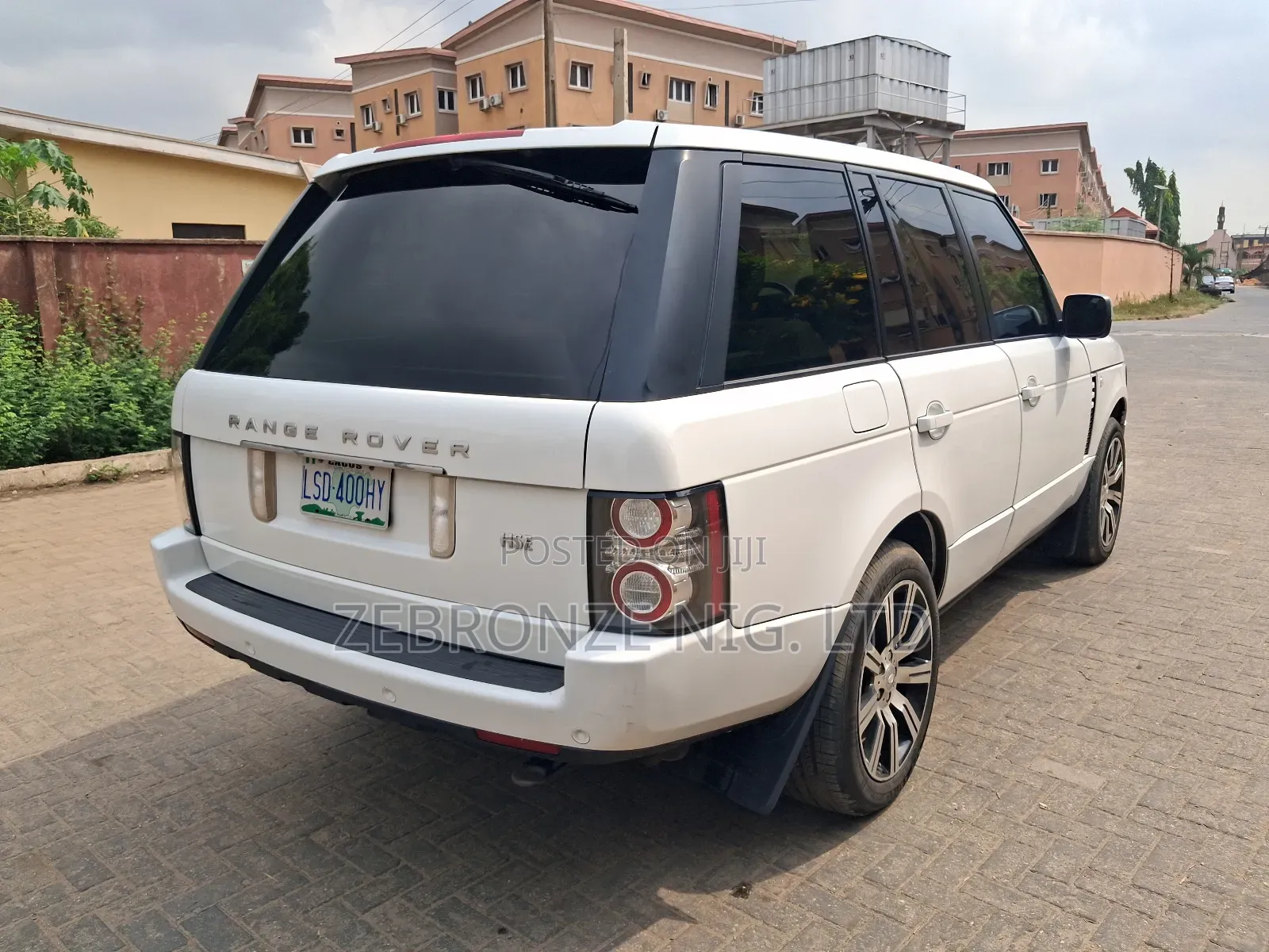 Land Rover Range Rover HSE 2012 White