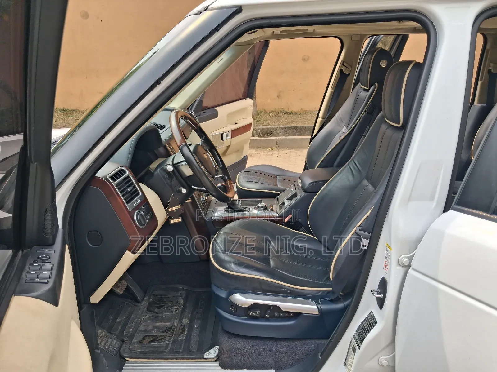 Land Rover Range Rover HSE 2012 White