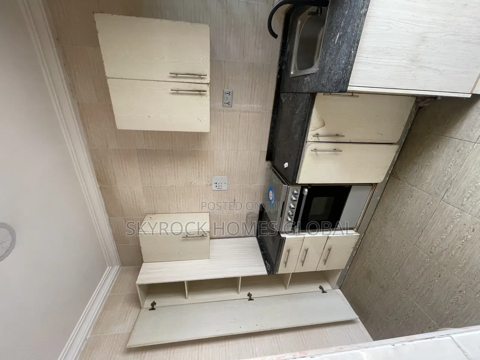 2bdrm Apartment in Ikota for rent