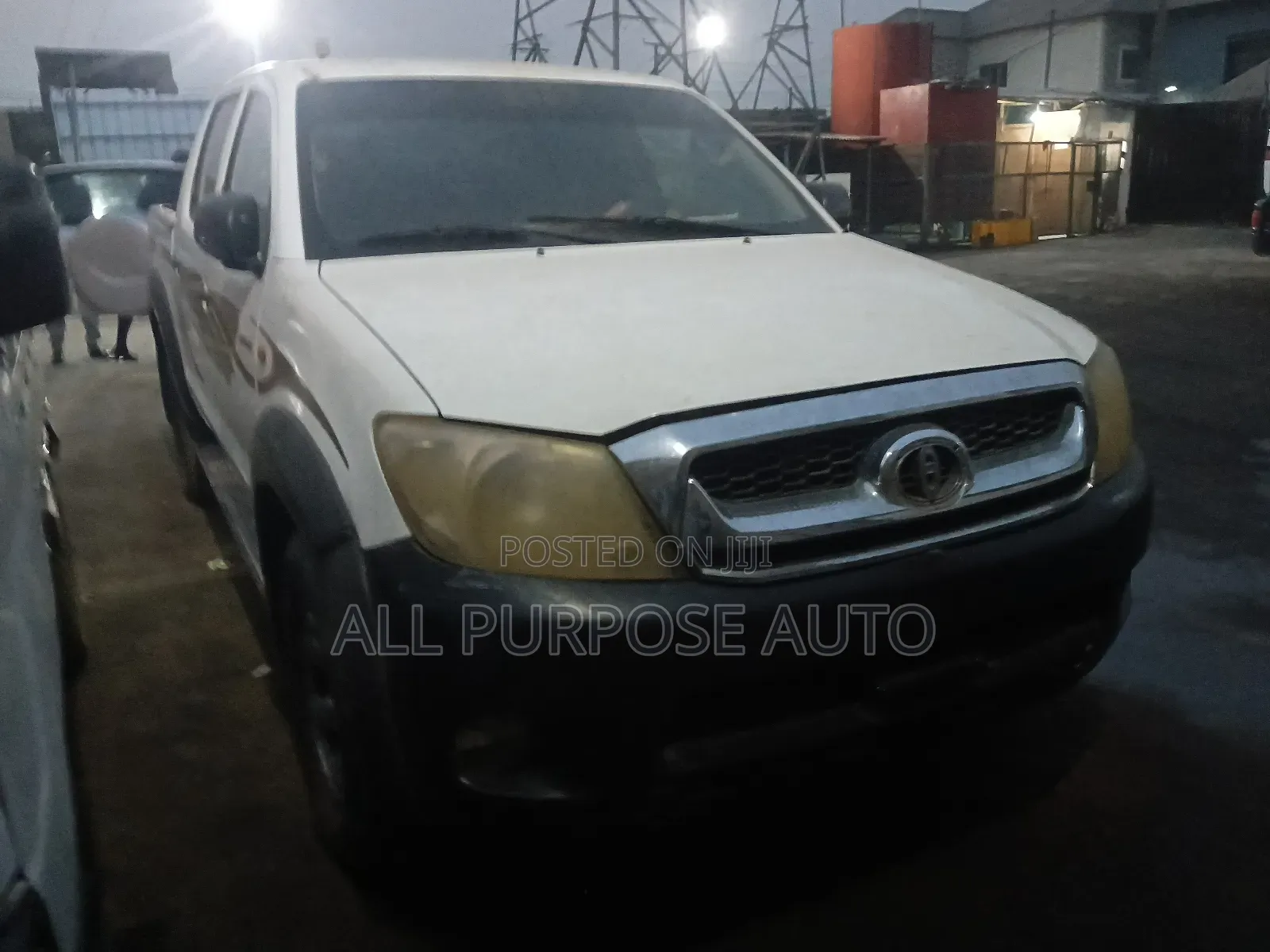 Toyota Hilux 2011 White