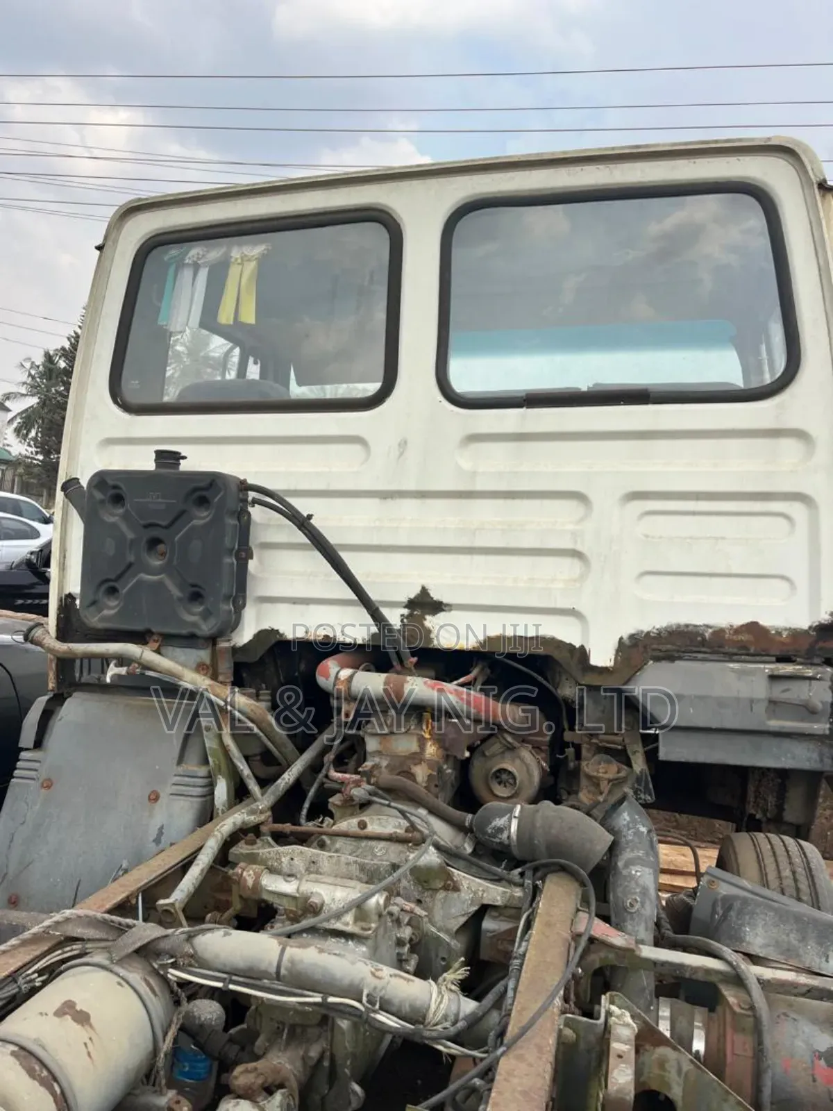 Daf 800 (45) Cap Chassis Rigid Truck - Foreign Use.