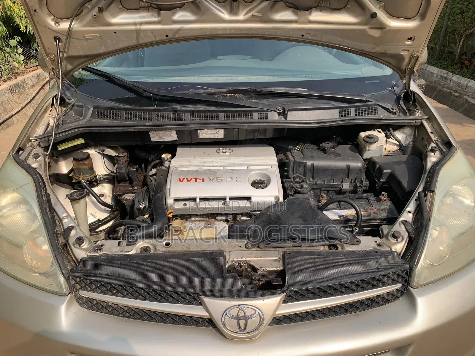 Toyota Sienna LE AWD (3.3L V6 5A) 2004 Gold
