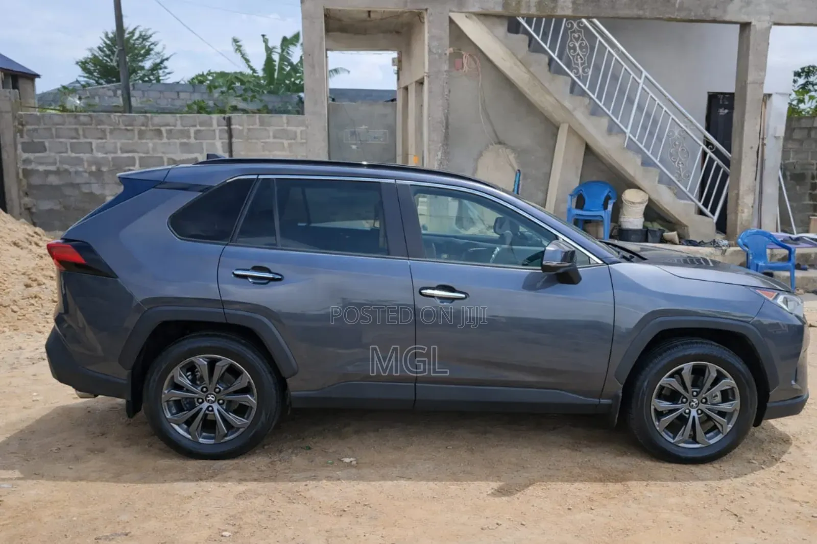 Toyota RAV4 2024 Blue