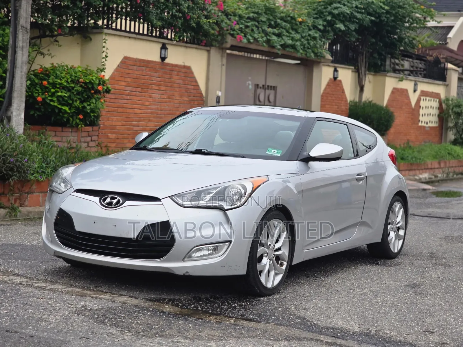 Hyundai Veloster Veloster (Standard) 2013 Silver
