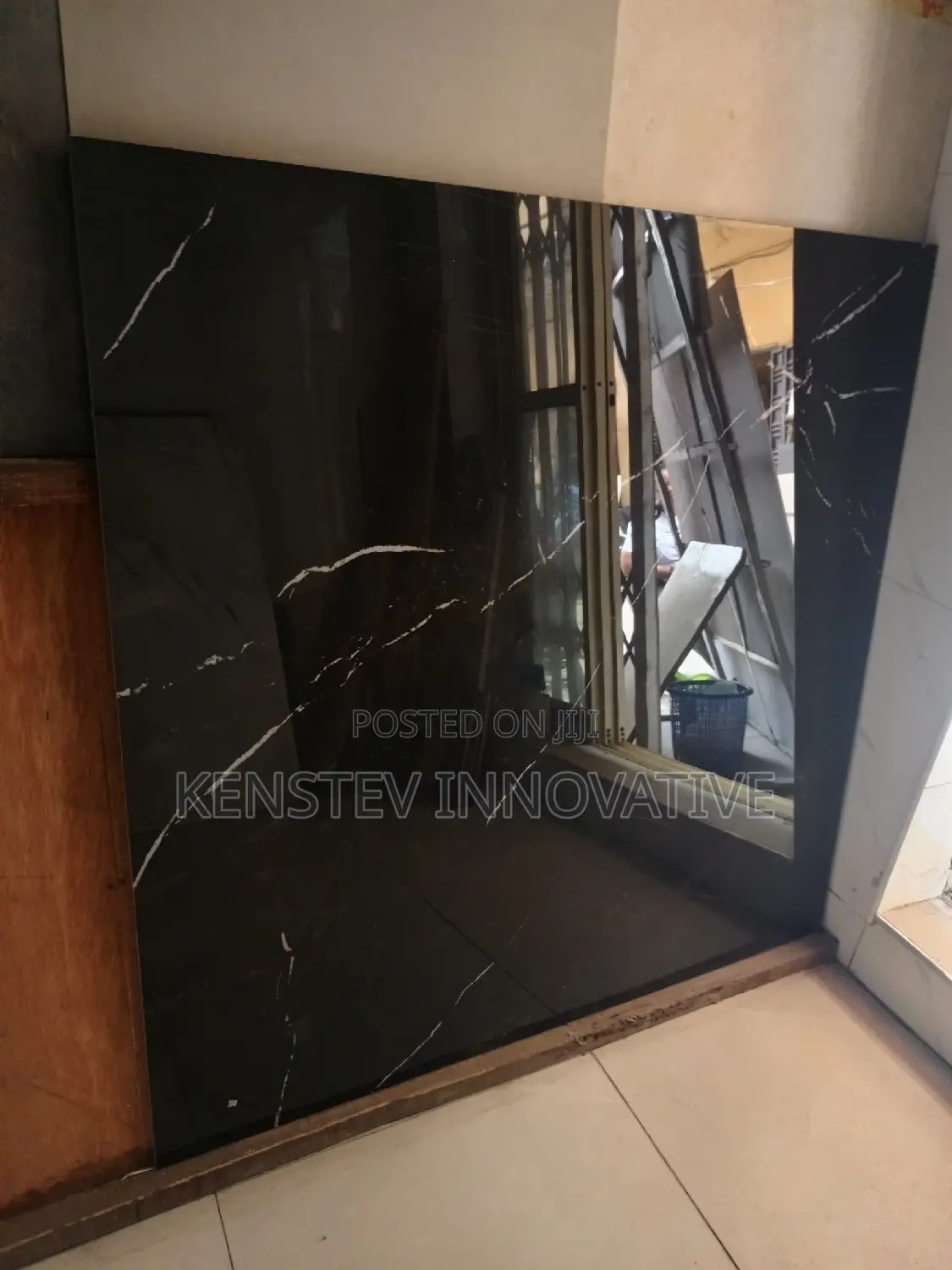Quality Foreign Tiles, Can Be Use for Modern House and Hotels