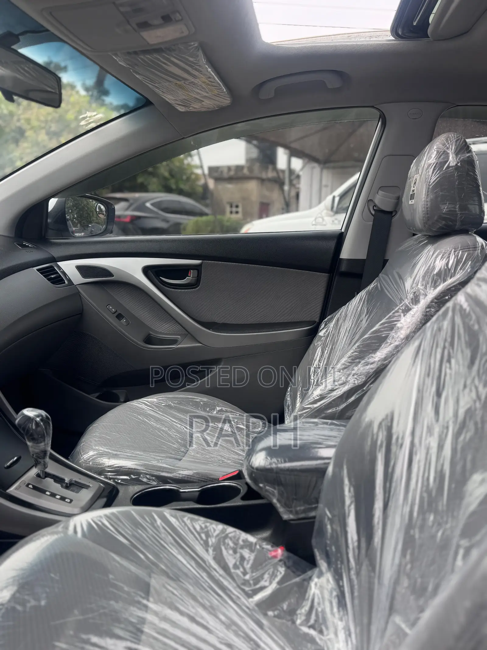 Hyundai Elantra GLS Sedan FWD (1.8L 4cyl 6M) 2013 White