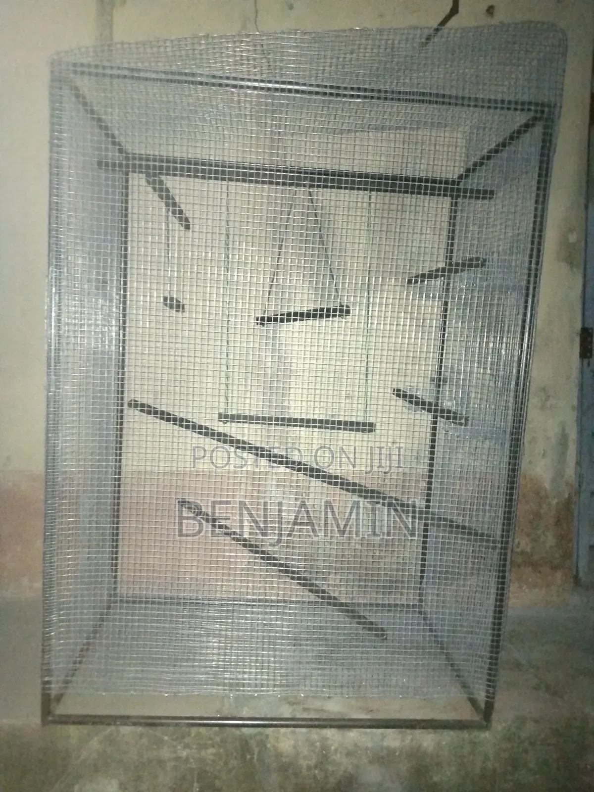 Large Form Parrot Cage