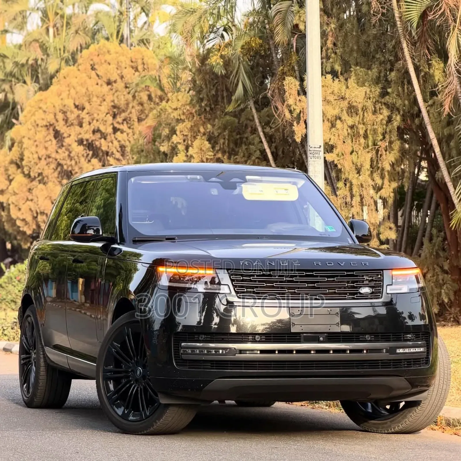 Land Rover Range Rover Vogue 2023 Black