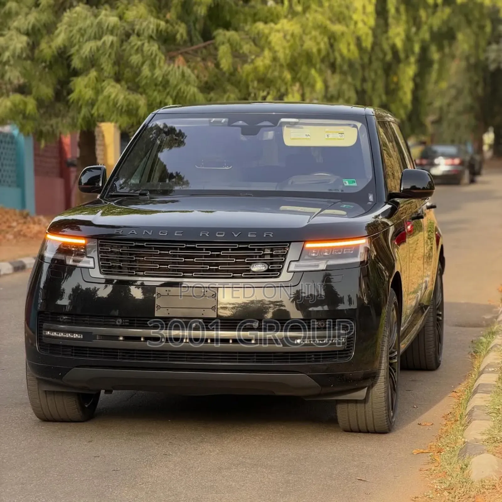 Land Rover Range Rover Vogue 2023 Black