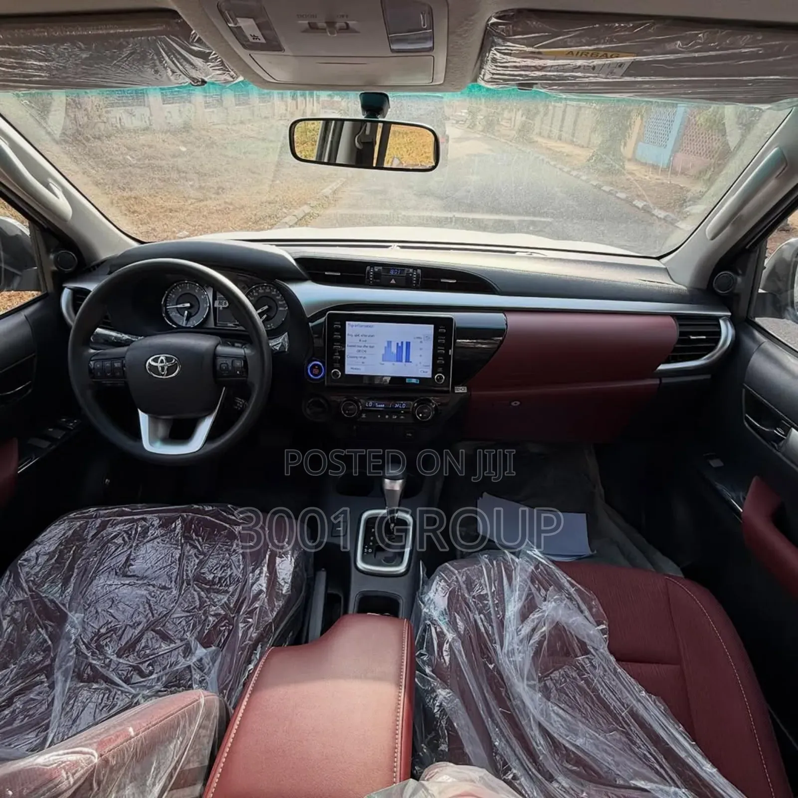 New Toyota Hilux 2025 White