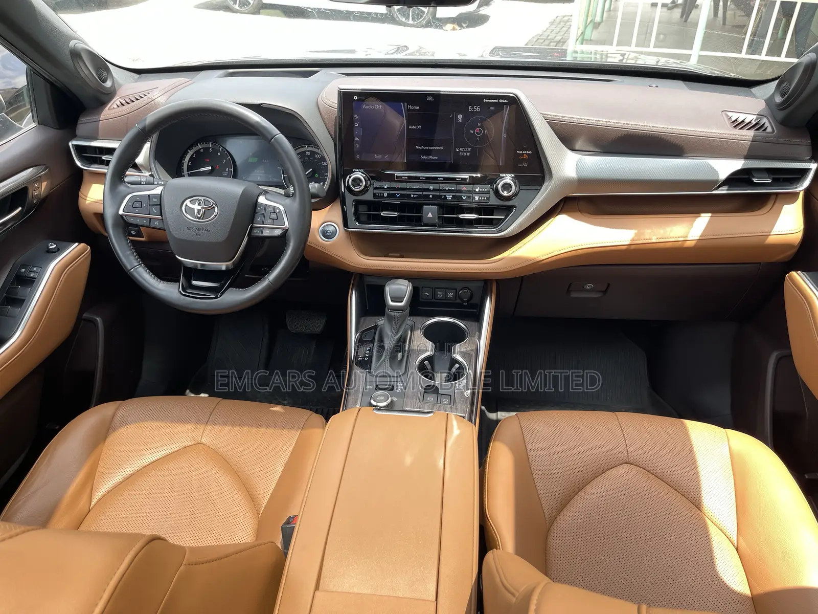 Toyota Highlander Platinum AWD 2020 Brown