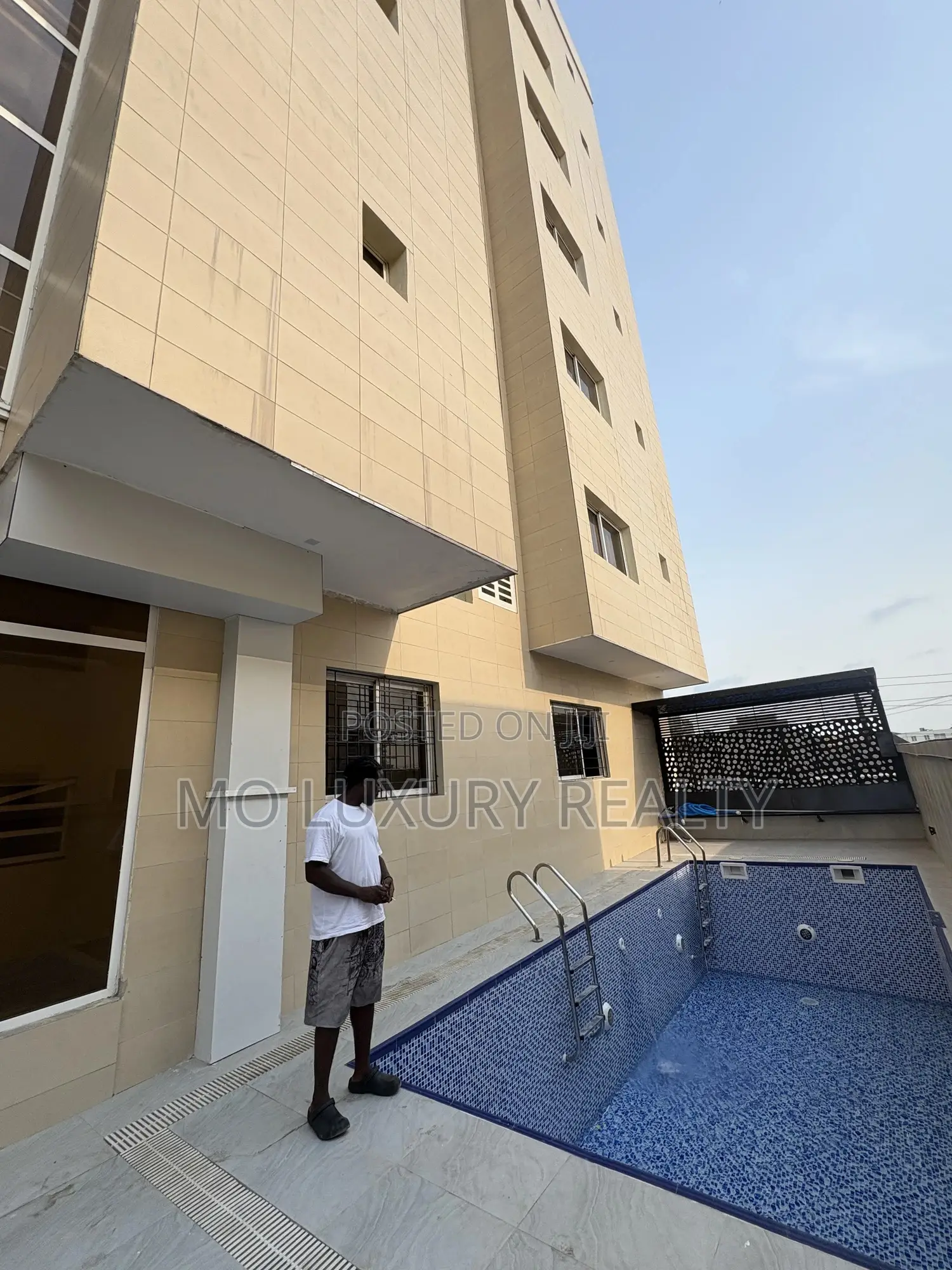 2bdrm Apartment in Victoria Island for sale