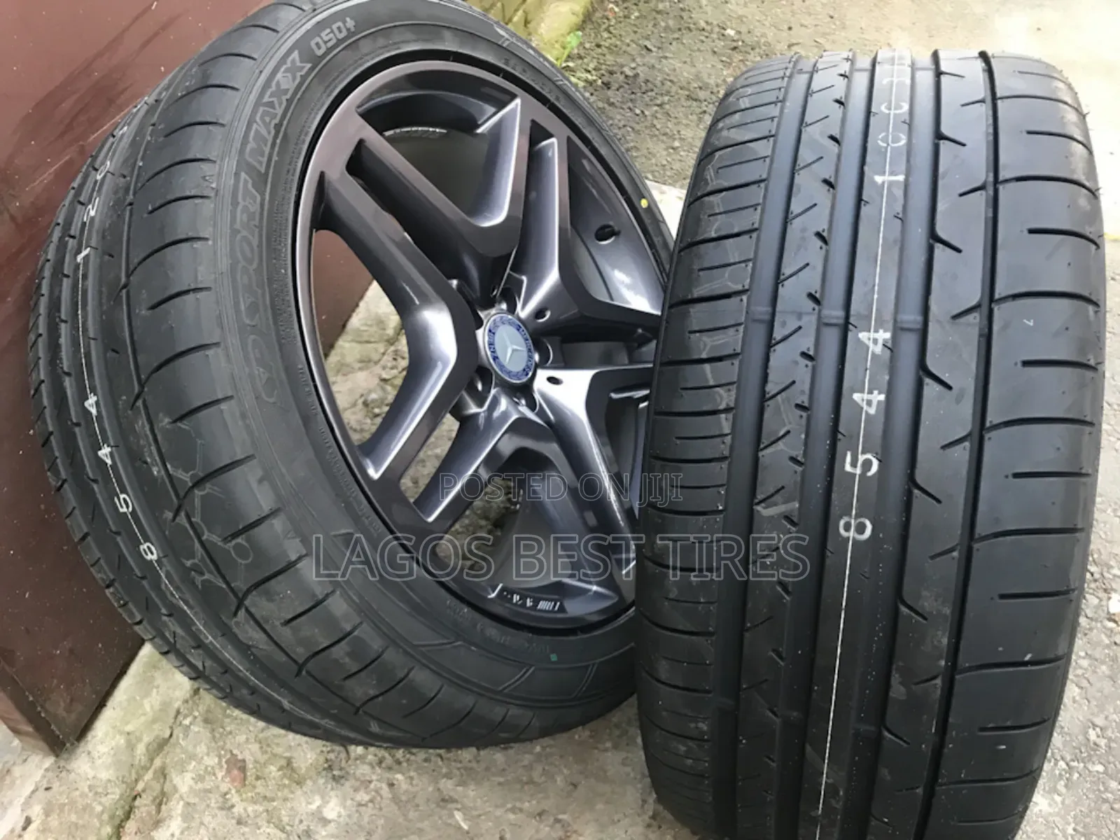 Premium Dunlop Sp Sport Maxx 050+ (295/40r21 111w)With18month Warranty