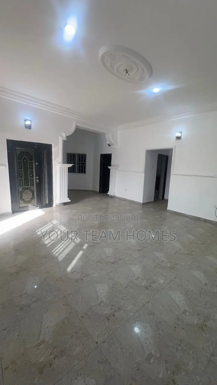 3bdrm Block of Flats in Lifecamp for rent