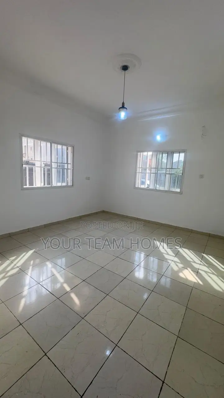 3bdrm Block of Flats in Lifecamp for rent
