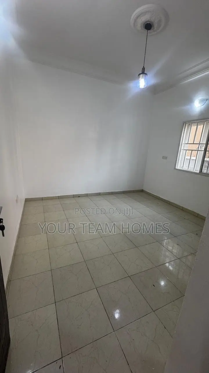 3bdrm Block of Flats in Lifecamp for rent