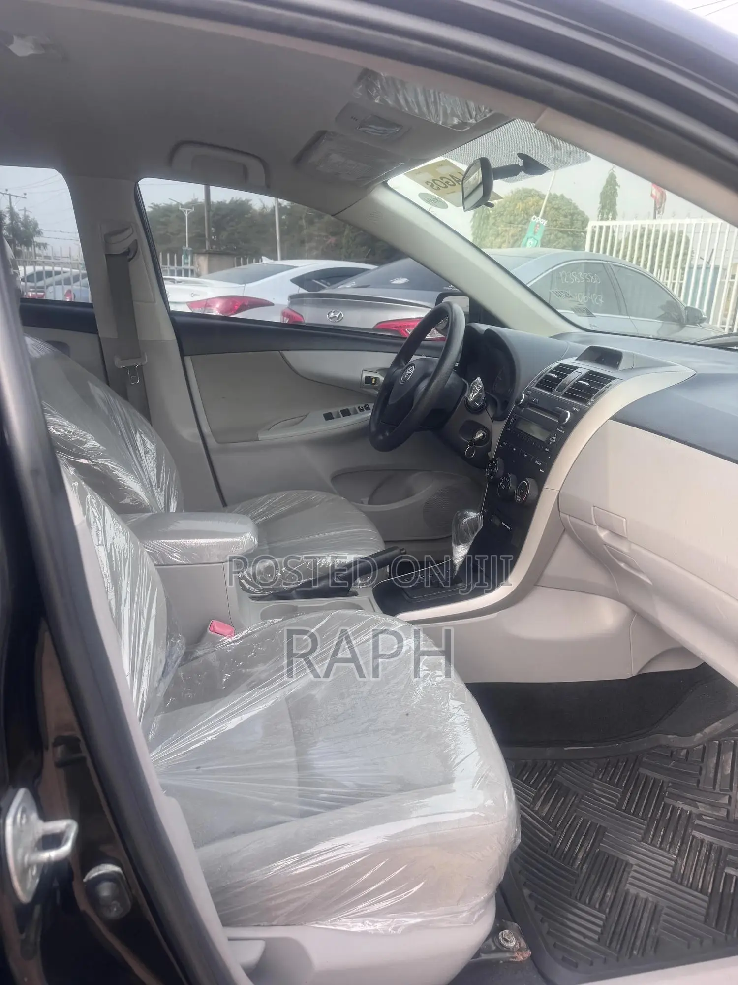 Toyota Corolla LE 4dr Sedan (1.8L 4cyl 4A) 2011 Black
