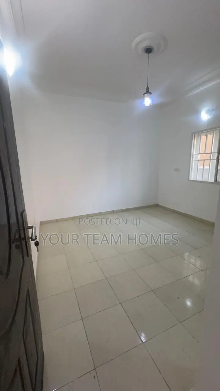 3bdrm Block of Flats in Lifecamp for rent