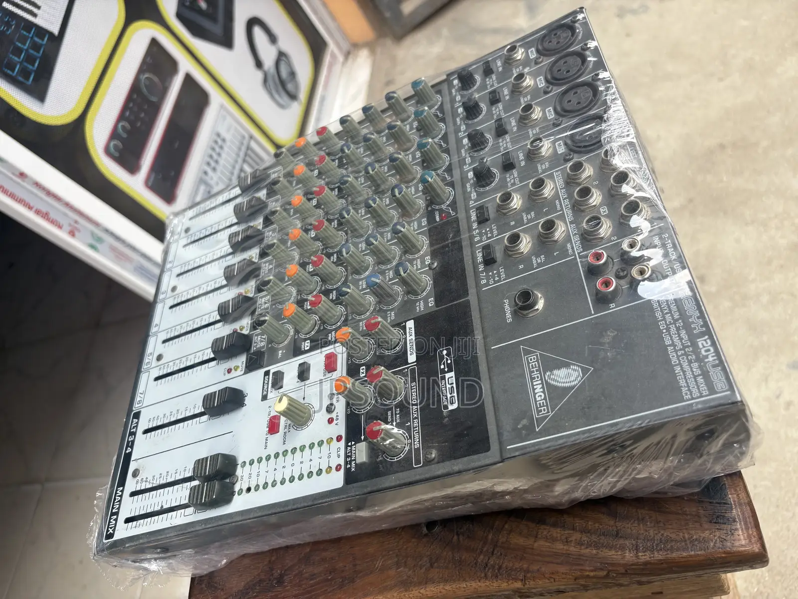 Behringer Xenyx 1204usb