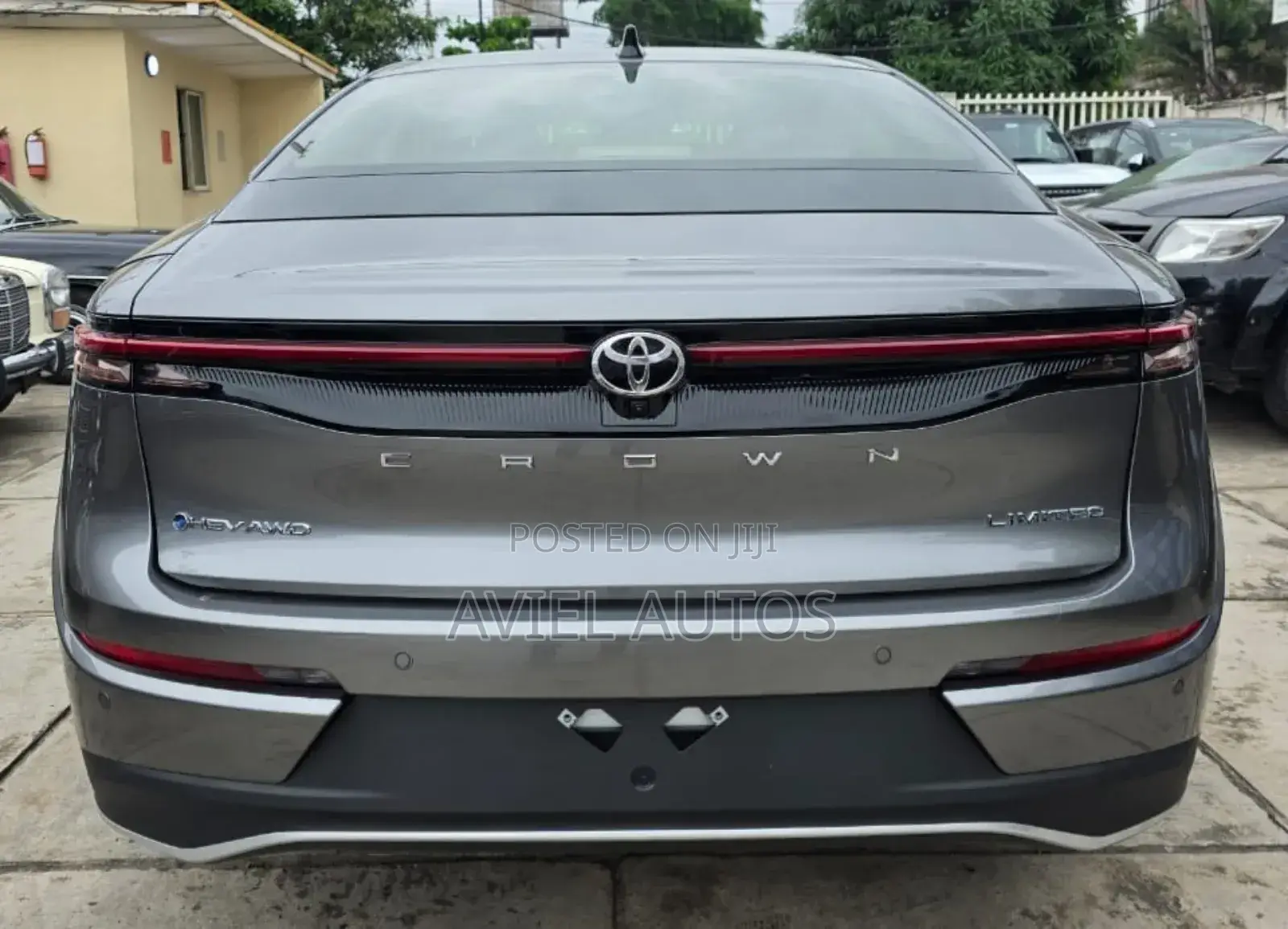 New Toyota Crown Limited AWD 2024 Gray