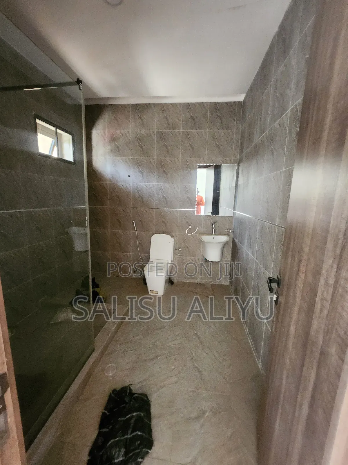 5bdrm Duplex in Life Camp for sale