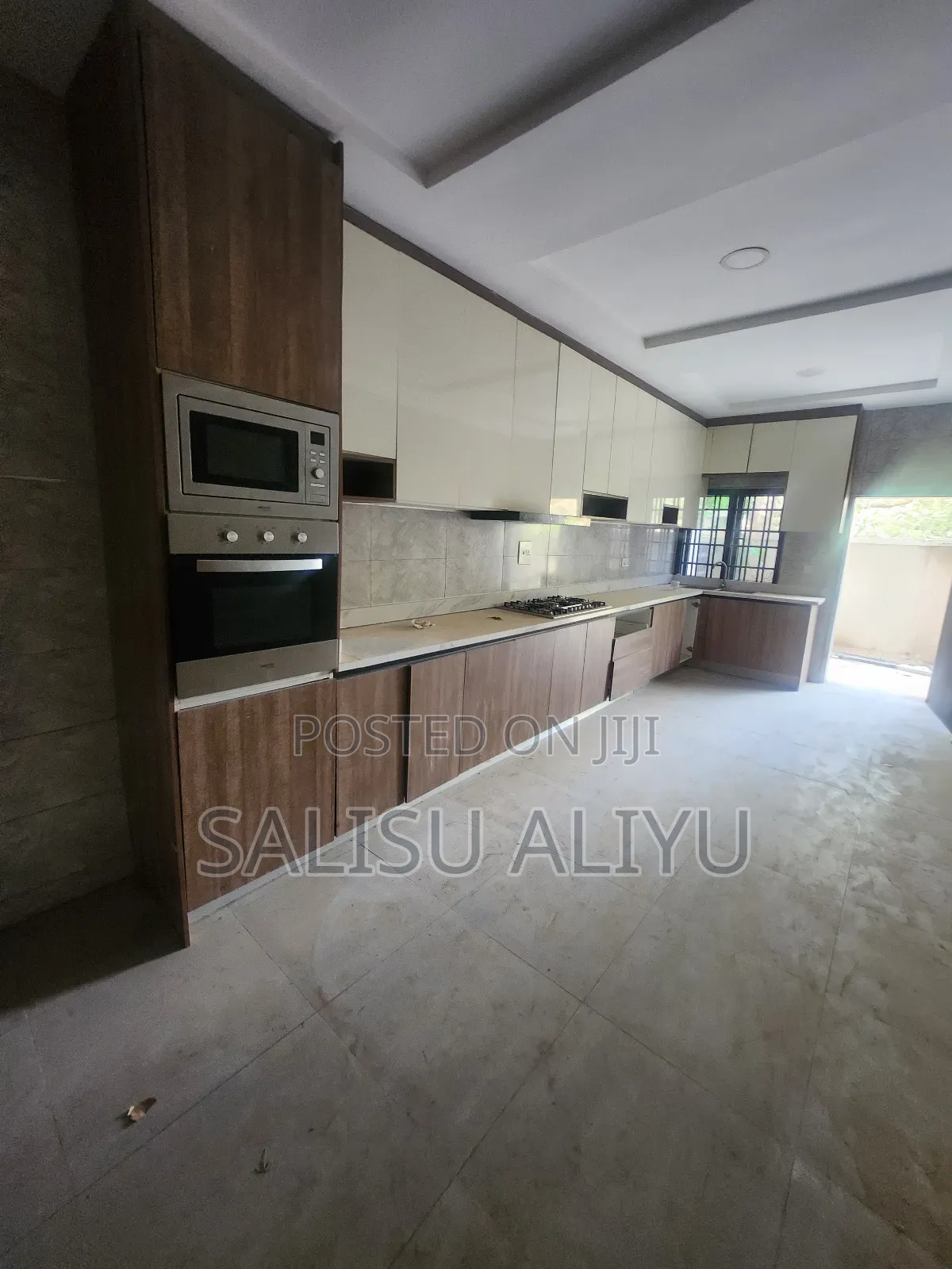 5bdrm Duplex in Life Camp for sale