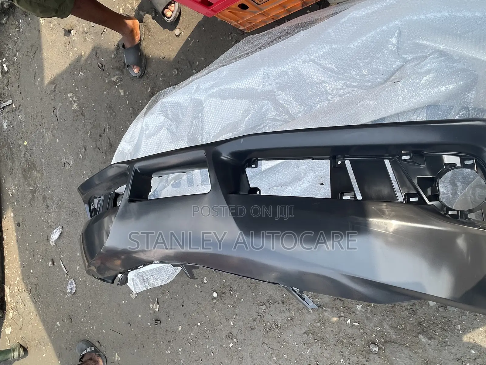 Front Bumper Camry 2013 Xle