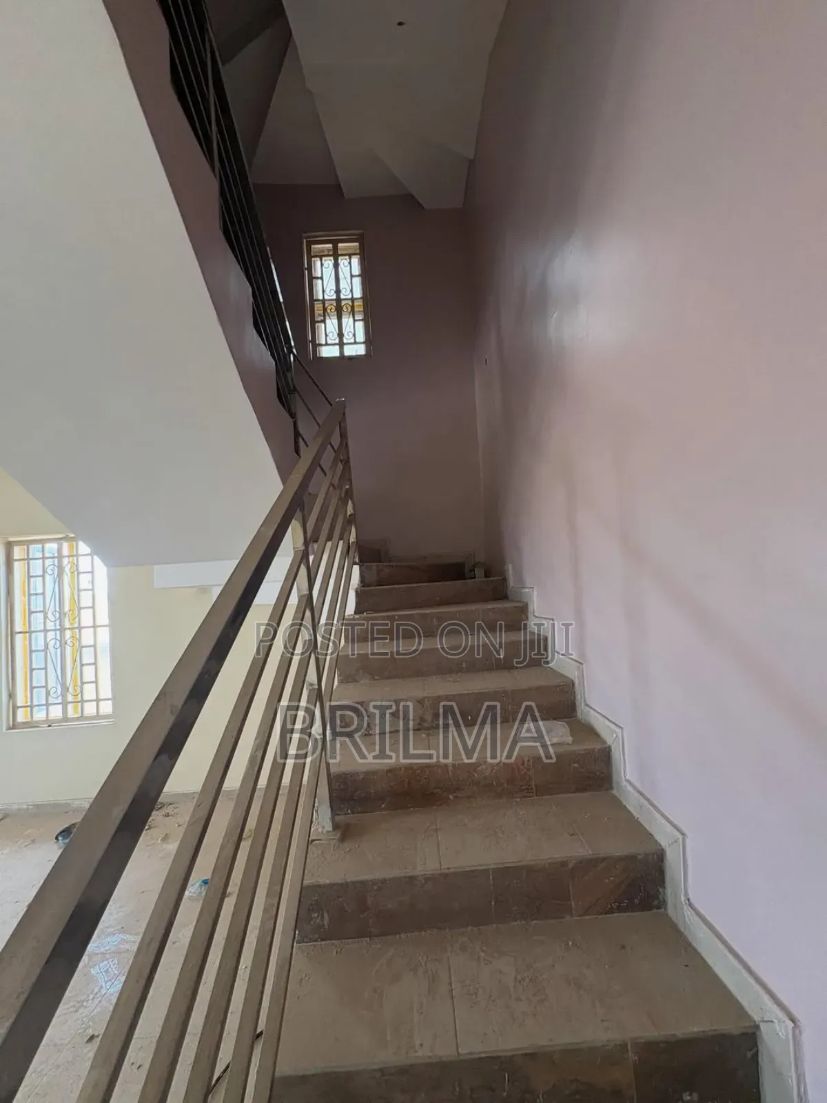 4bdrm Duplex in Gudu for sale
