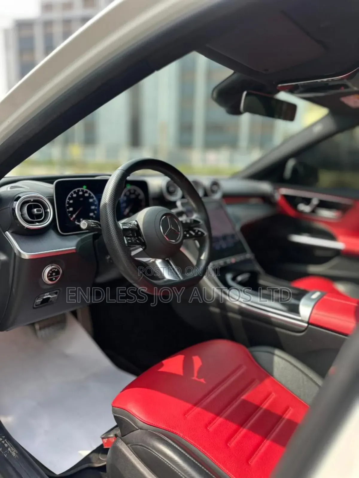 Mercedes-Benz C300 2023 White