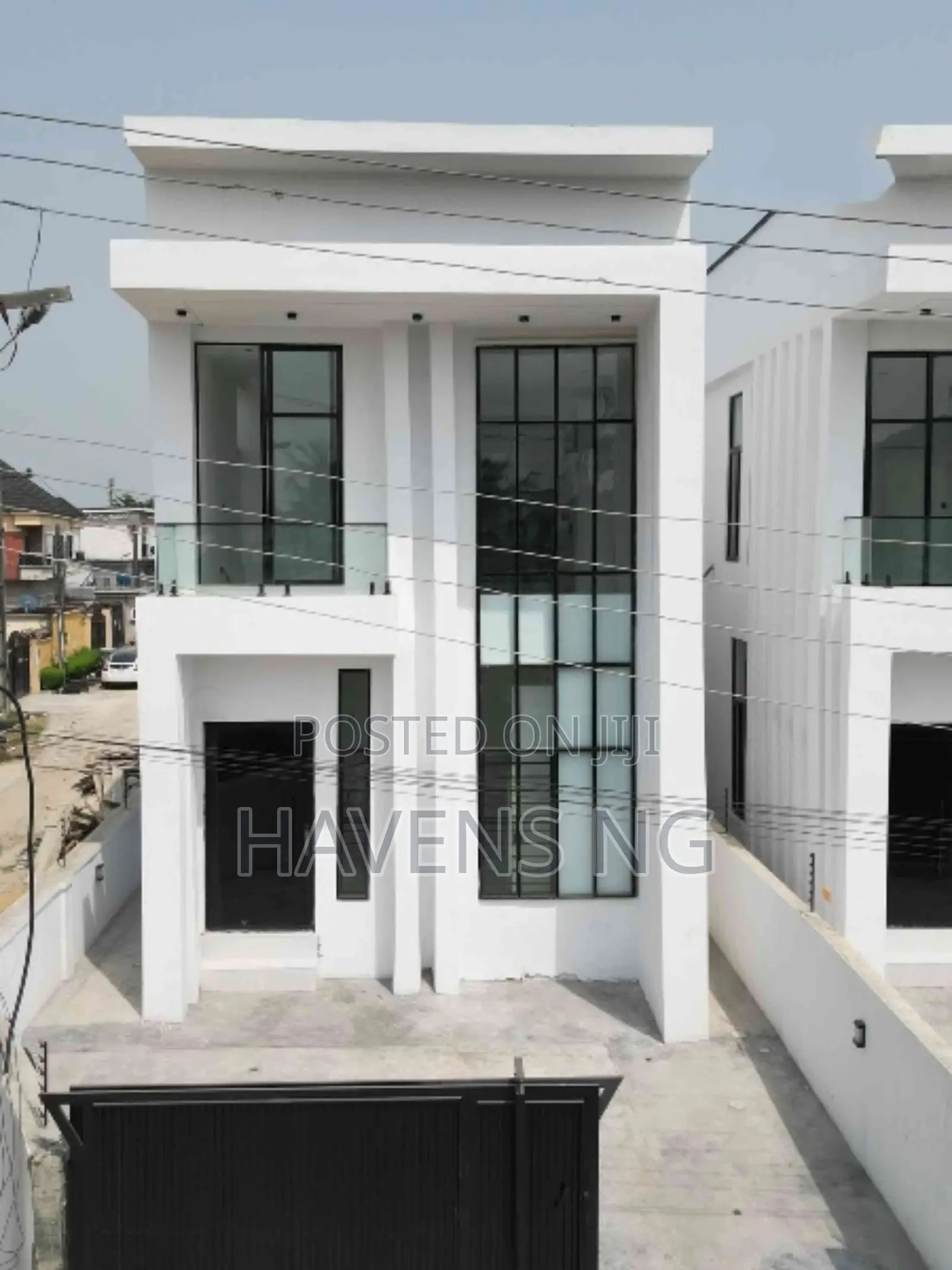 4bdrm Duplex in Lekki Phase 2 for sale