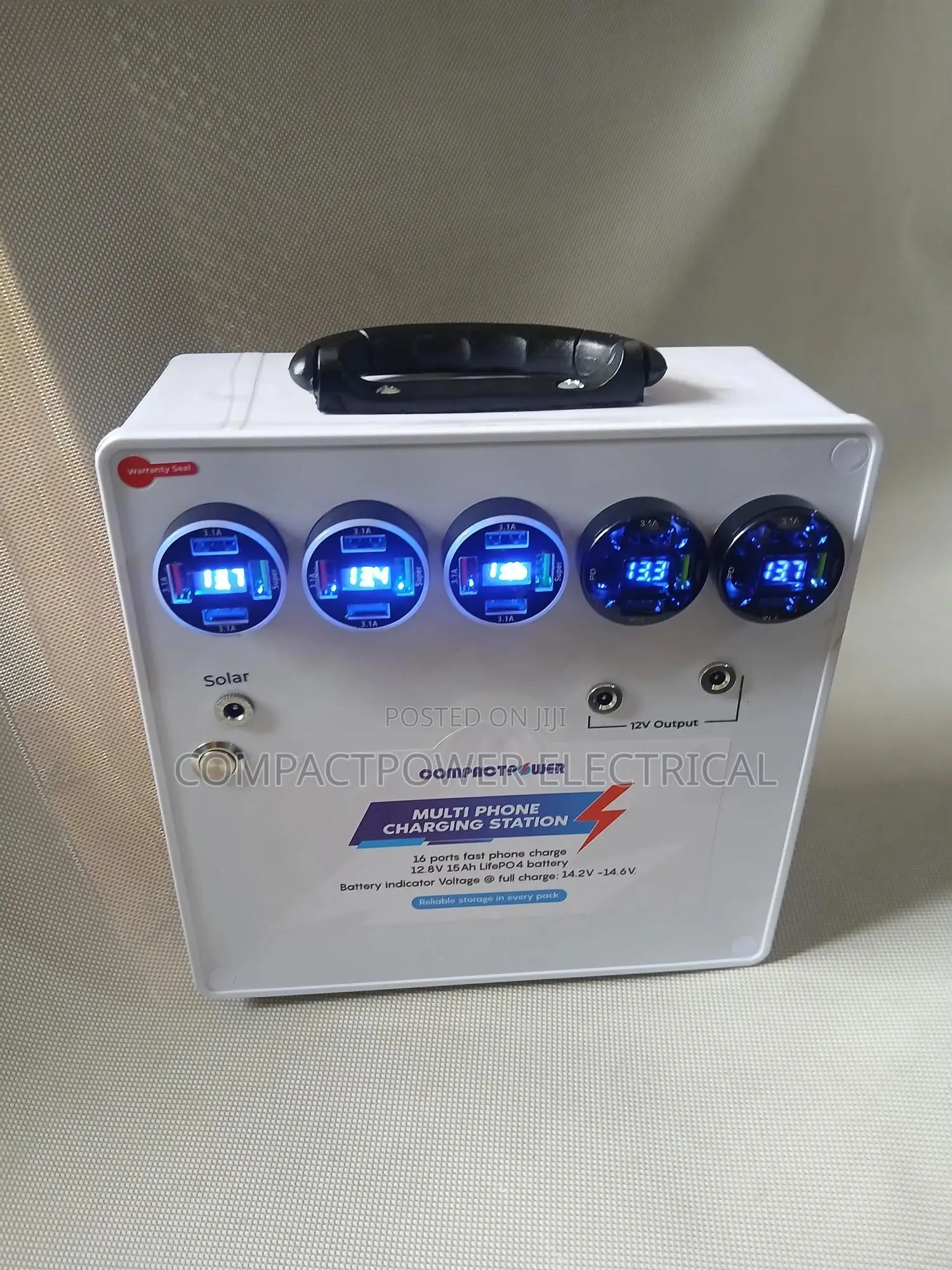 Solar Fast Charging Phone Station 16 Ports With Panel