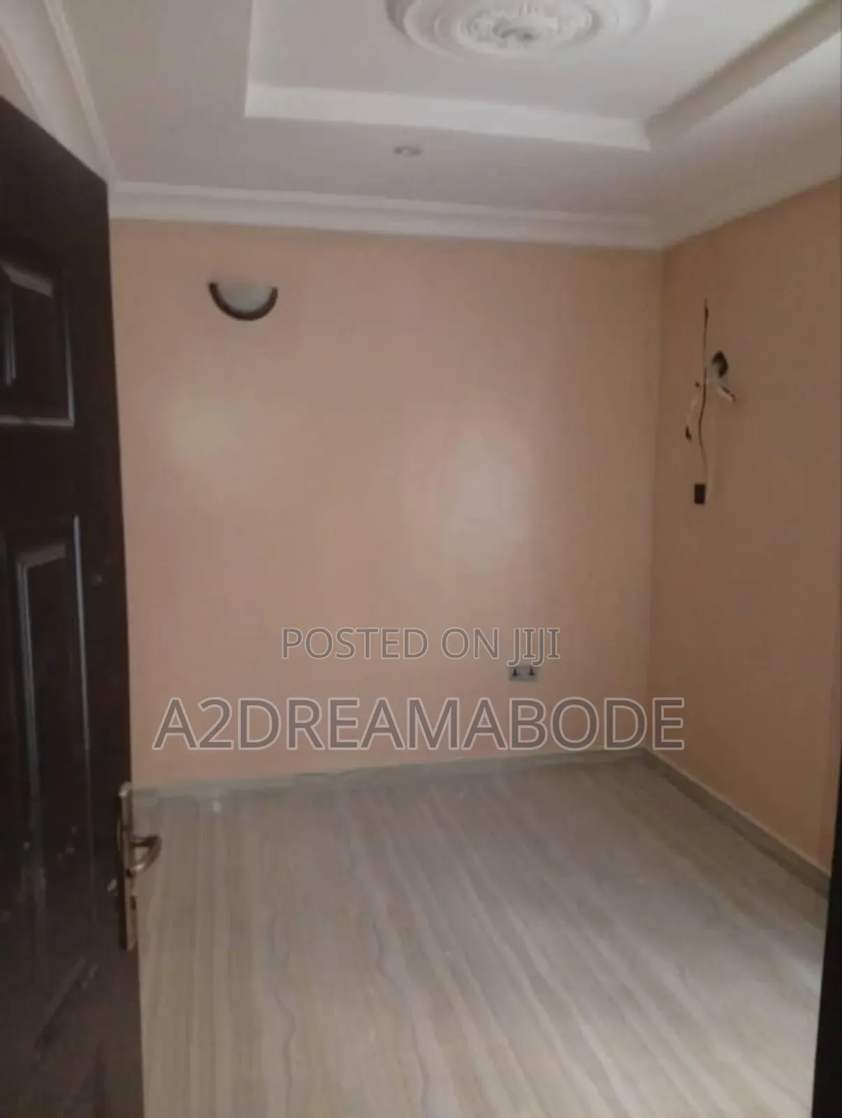 3bdrm Apartment in Off Allen for rent