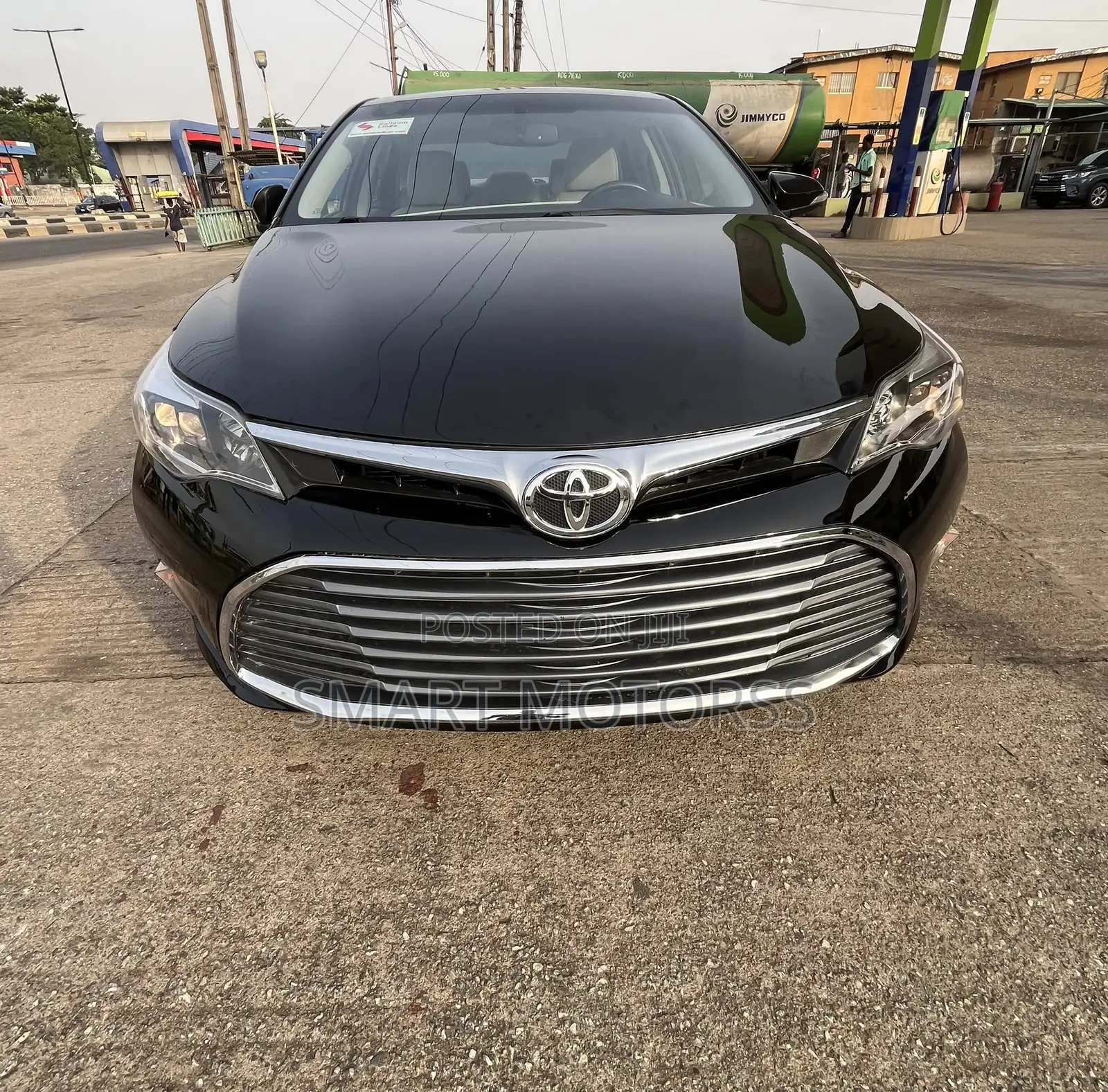 Toyota Avalon XLE FWDSedan (3.6L 6cyl 6A) 2016 Burgundy