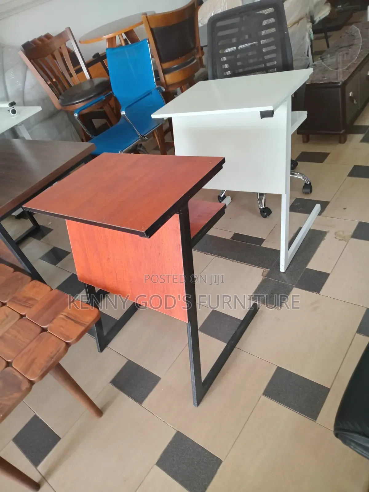 Reading Table