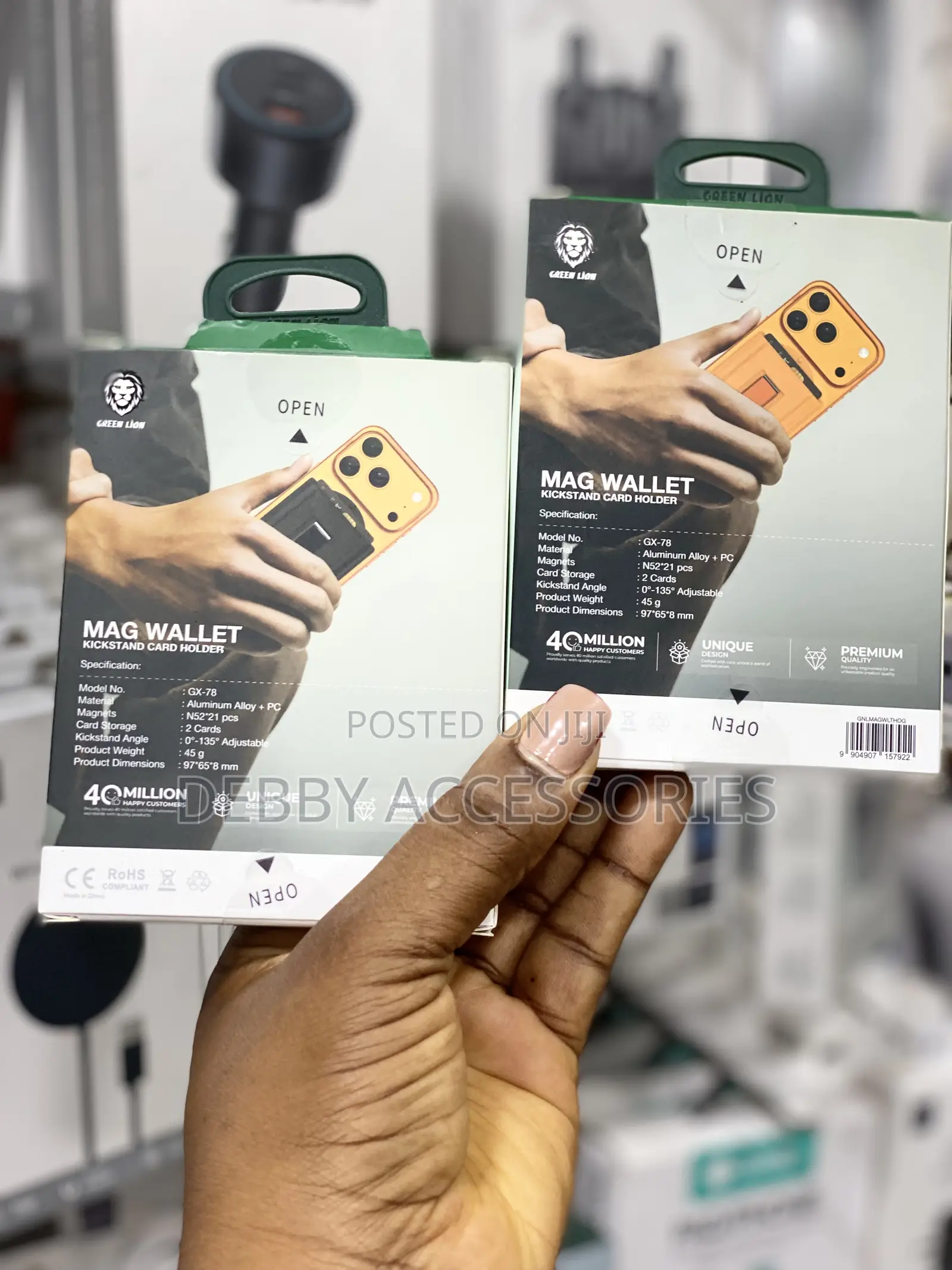 The Green Lion Mag Wallet Kickstand Card Holder