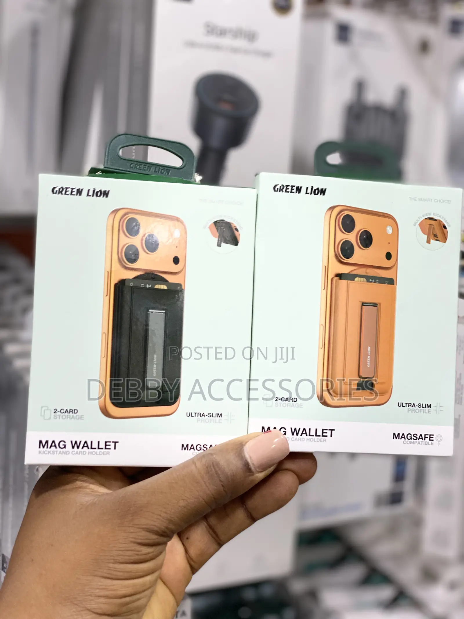 The Green Lion Mag Wallet Kickstand Card Holder