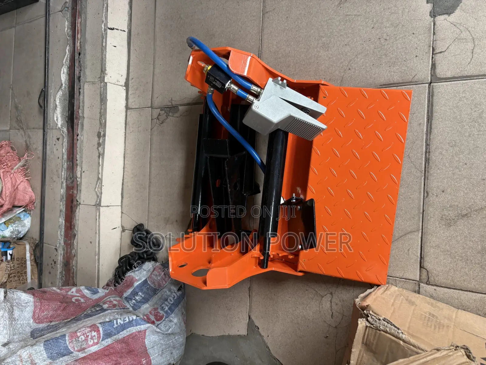 Tyre Gripper(Bead Breaker)