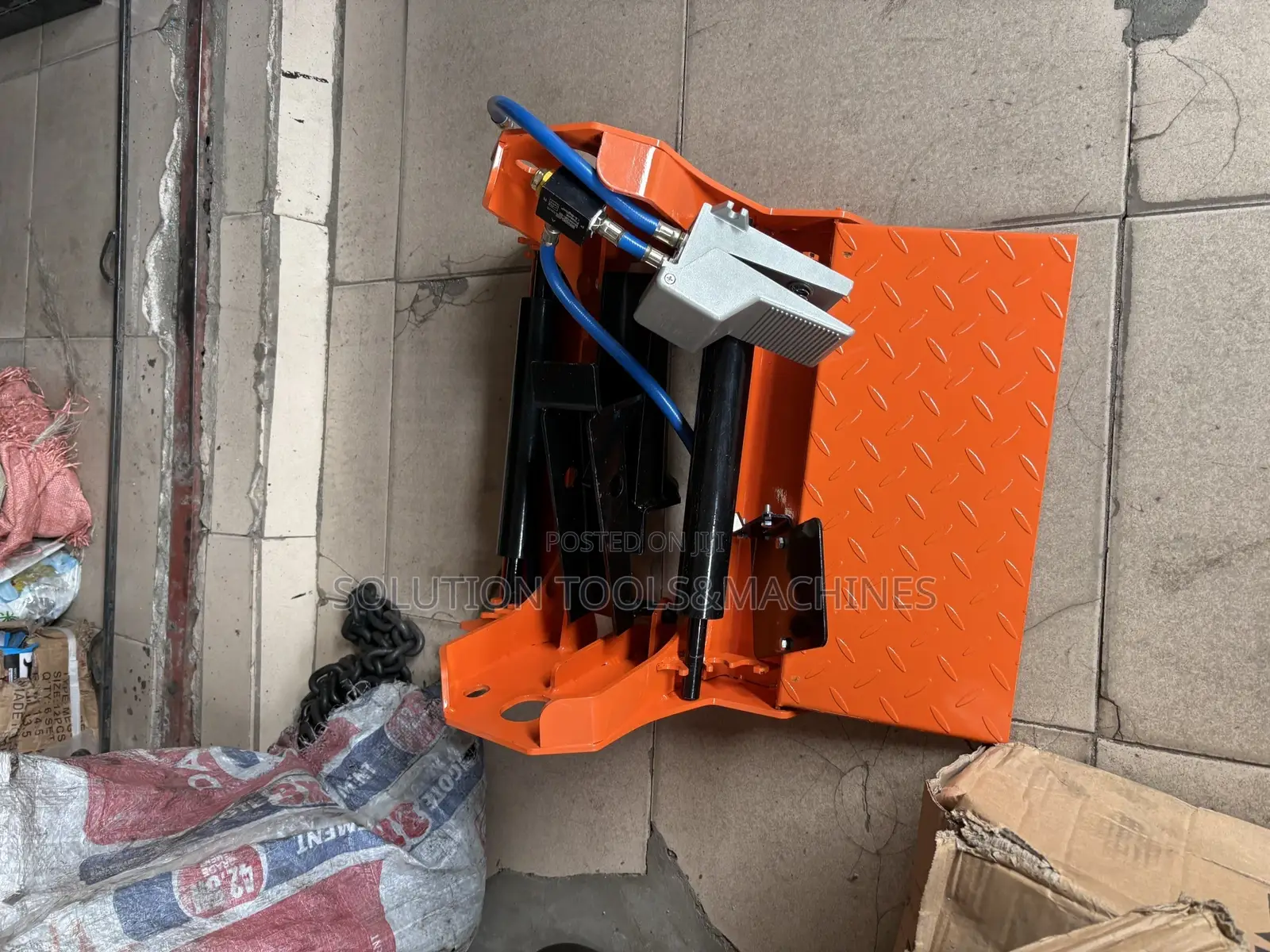 Tyre Gripper(Bead Breaker)