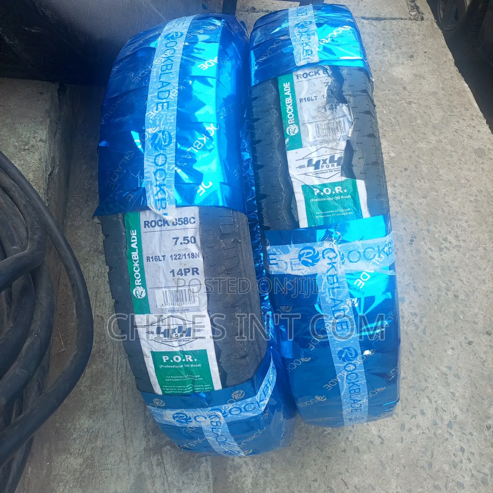 750/16 Rock Bled Tire Original