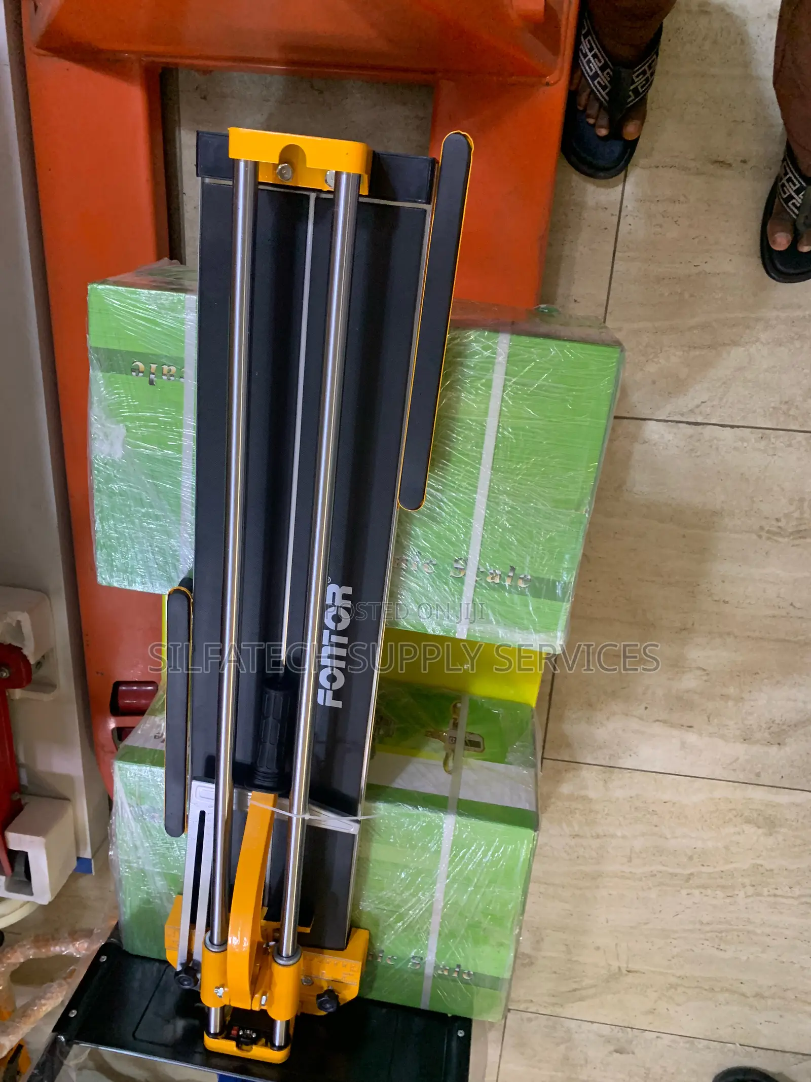 Tiles Cutter