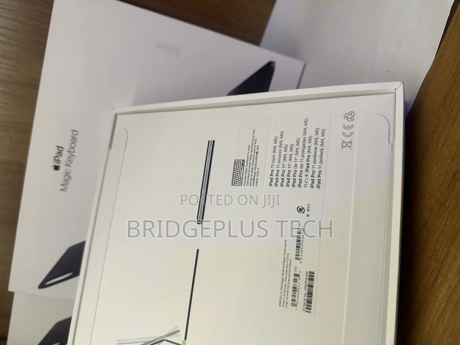 Apple Magic Keyboard For 11" iPad Pro M4/M5 Black Mwr23ll/A