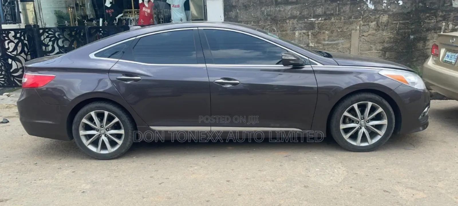 Hyundai Azera Limited 2016 Brown
