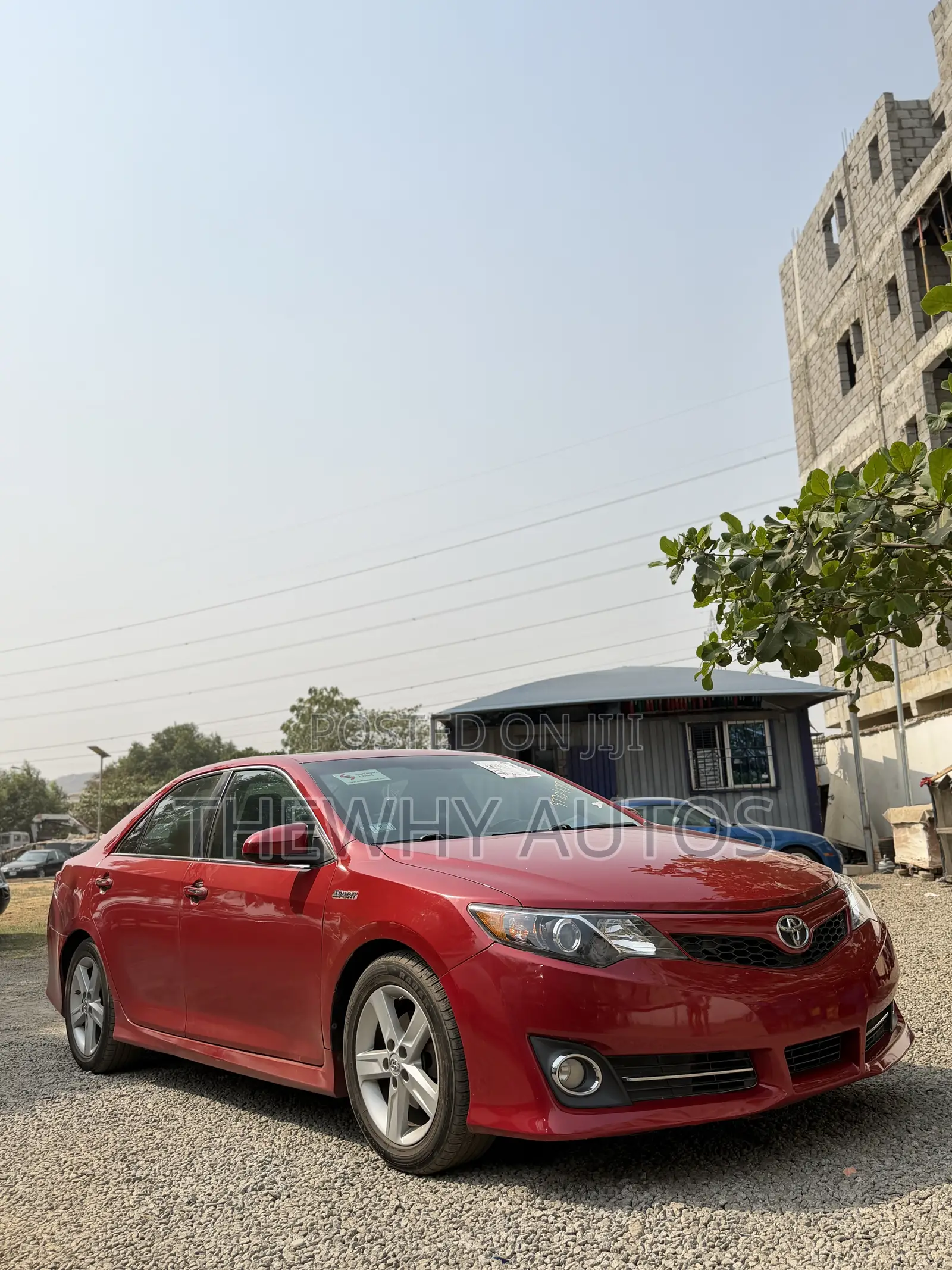 Toyota Camry SE 4dr Sedan (2.5L 4cyl 6A) 2013 Red