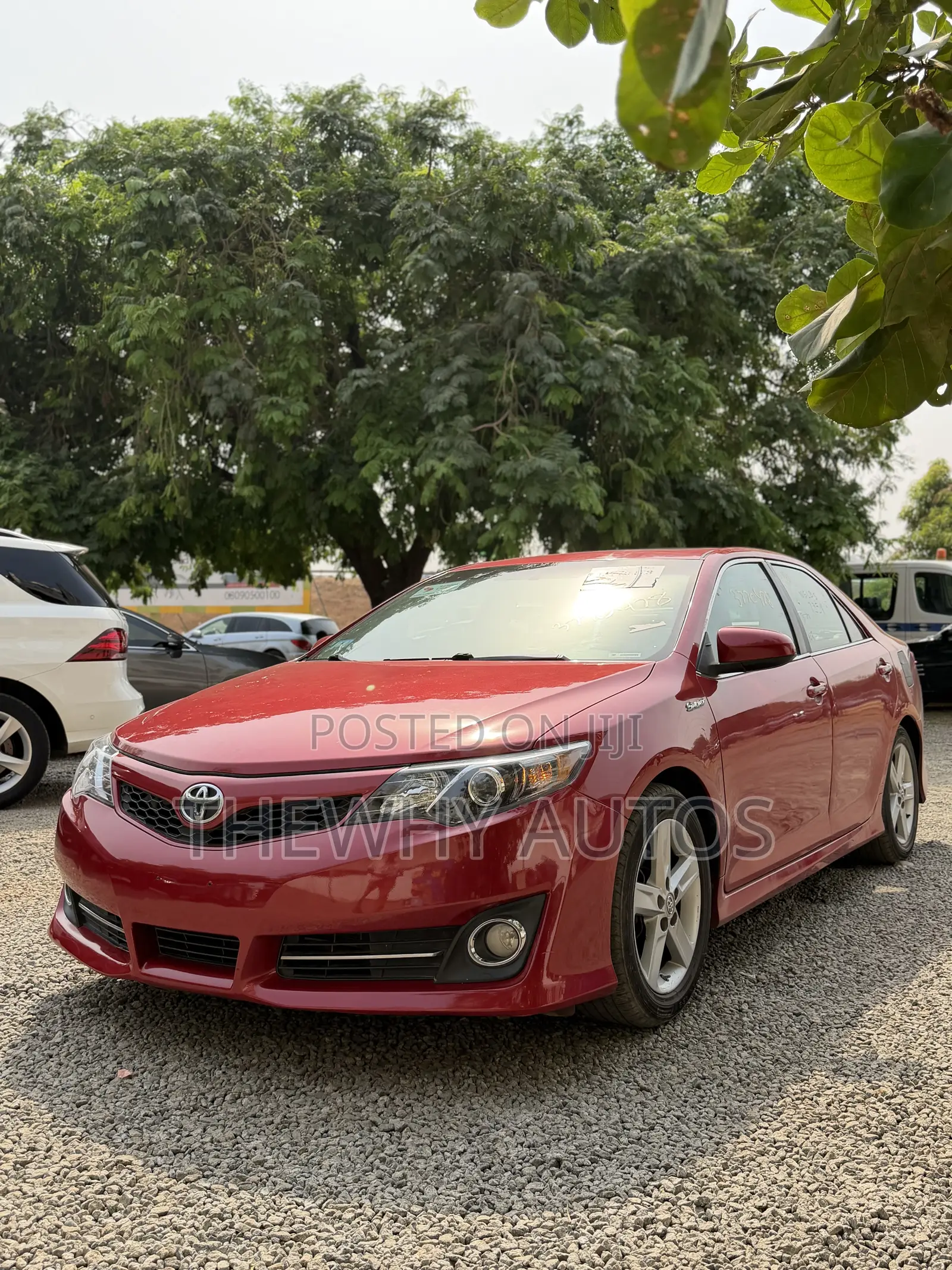 Toyota Camry SE 4dr Sedan (2.5L 4cyl 6A) 2013 Red