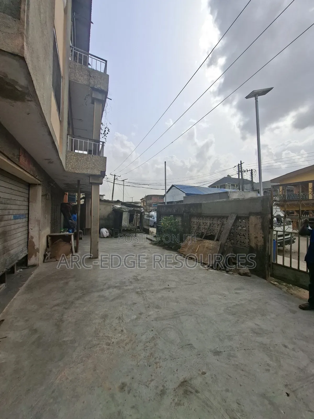 3bdrm Block of Flats in Ago Palace for sale