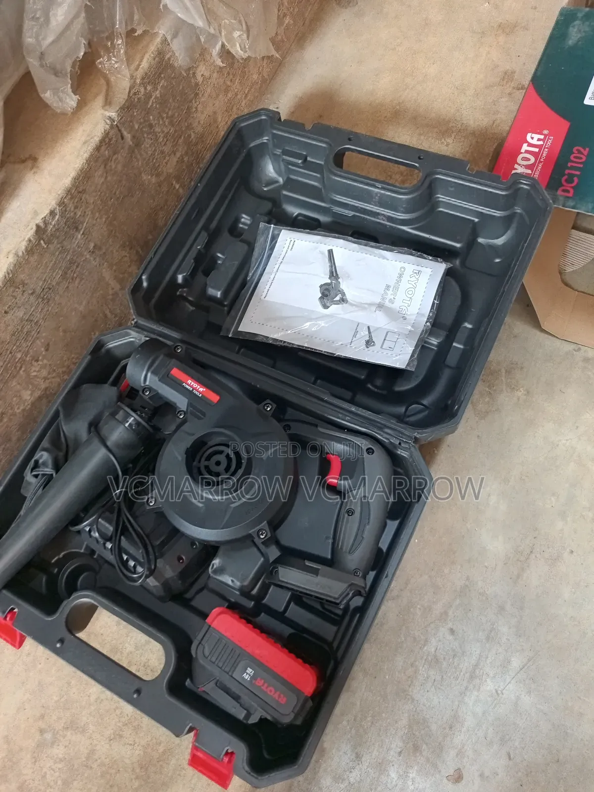 Ryota Dc1102 Professional Cordless Portable Blower.