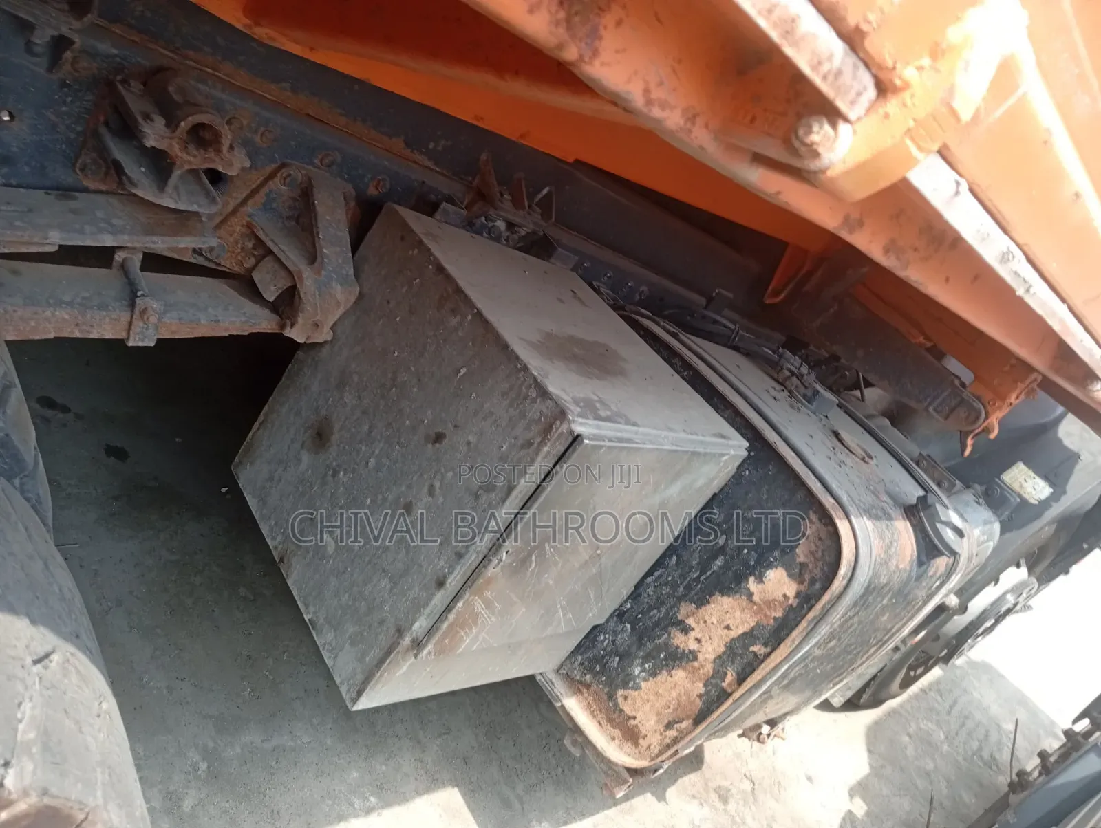 Commander 6 Tyres Tipper
Manual Injector