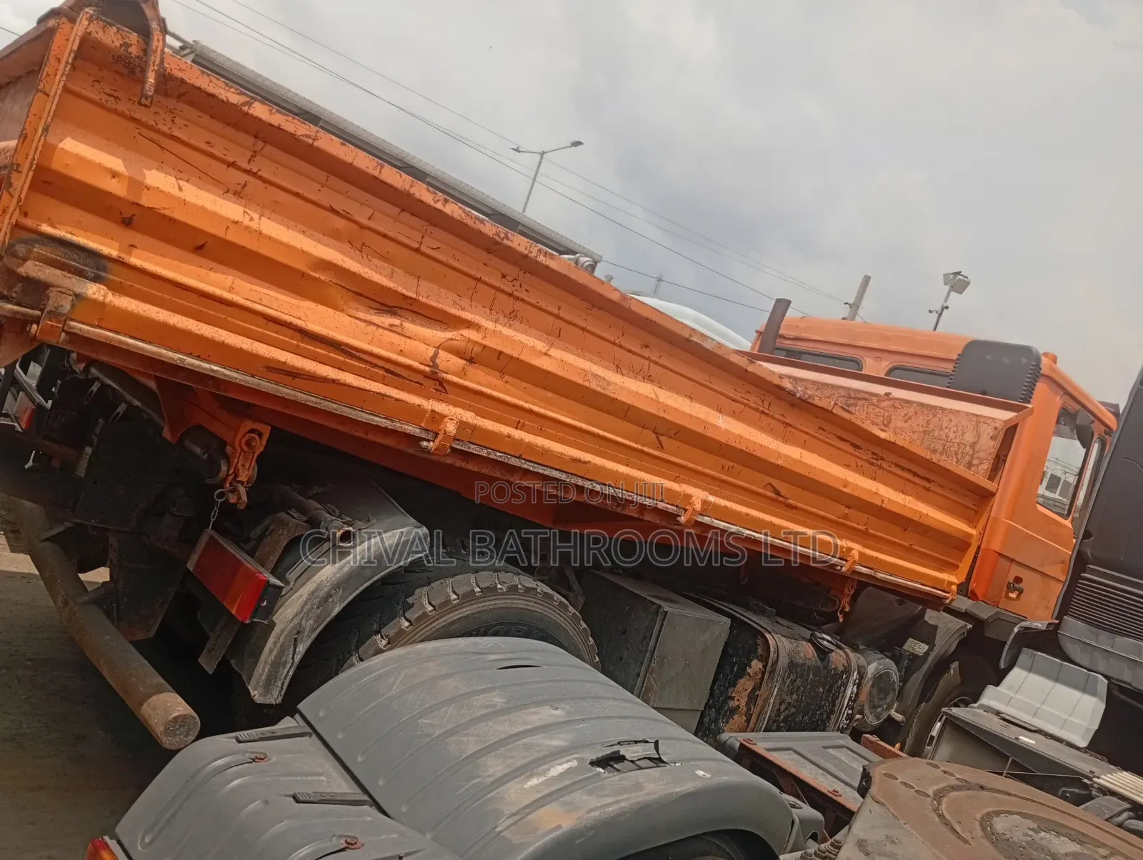Commander 6 Tyres Tipper
Manual Injector